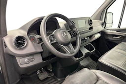 valkoinen Mercedes-Benz Sprinter 2022 kuva 9.