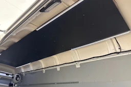 valkoinen Mercedes-Benz Sprinter 2022 kuva 15.