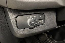 valkoinen Mercedes-Benz Sprinter 2022 kuva 22.