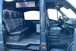 harmaa Mercedes-Benz Sprinter 2022 kuva 4.