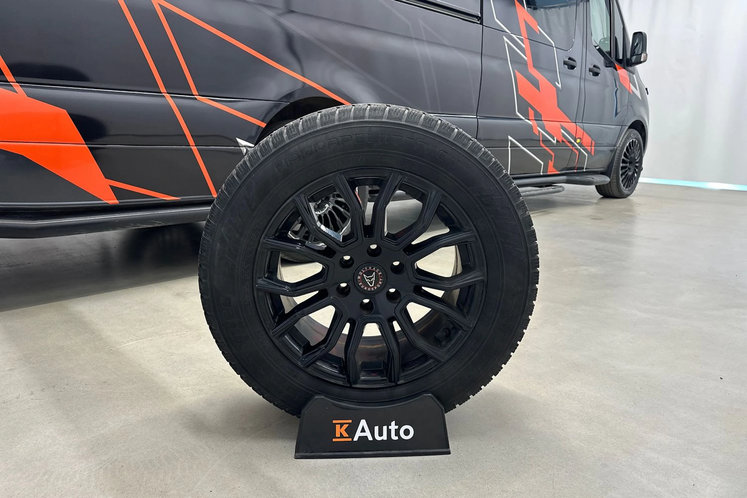 Harmaa Mercedes-Benz Sprinter 2022 kuva 38.