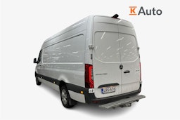 valkoinen Mercedes-Benz Sprinter 2022 kuva 2.