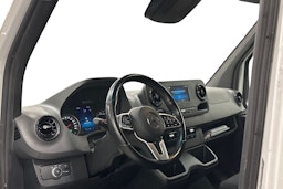 valkoinen Mercedes-Benz Sprinter 2022 kuva 3.