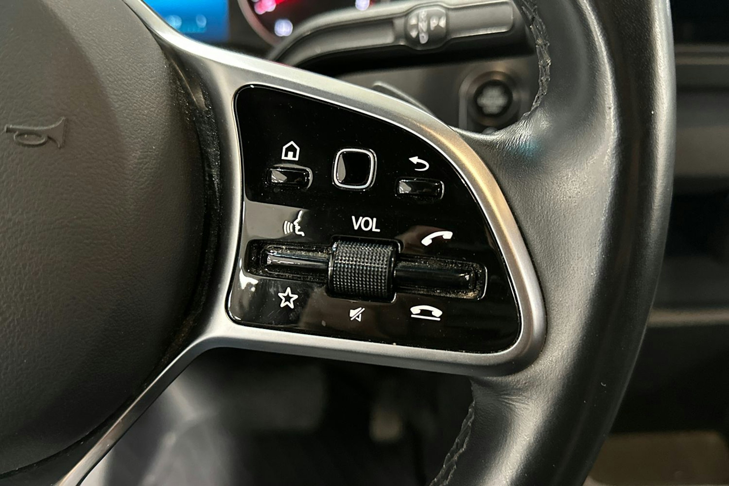 valkoinen Mercedes-Benz Sprinter 2022 kuva 18.