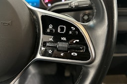 valkoinen Mercedes-Benz Sprinter 2022 kuva 18.