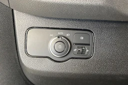musta Mercedes-Benz Sprinter 2023 kuva 15.