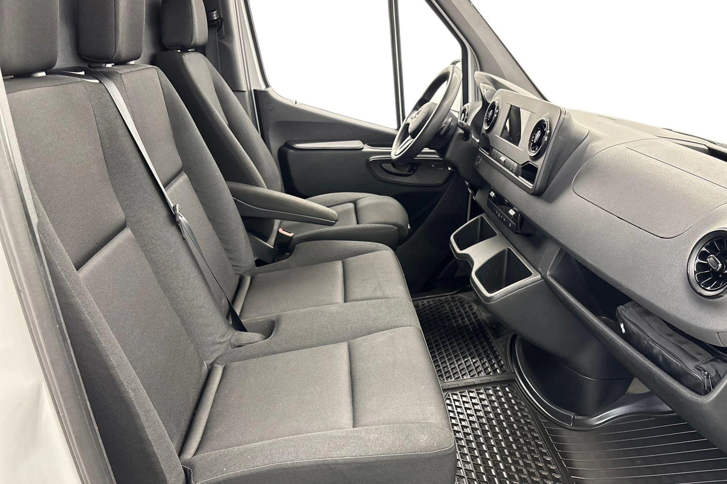 valkoinen Mercedes-Benz Sprinter 2022 kuva 11.