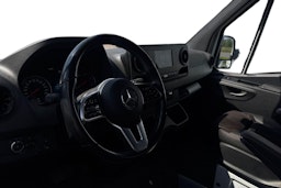 Valkoinen Mercedes-Benz Sprinter 2022 kuva 3.