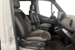 Valkoinen Mercedes-Benz Sprinter 2022 kuva 10.