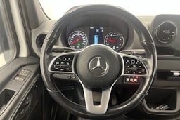 Valkoinen Mercedes-Benz Sprinter 2022 kuva 22.