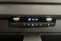 Valkoinen Mercedes-Benz Sprinter 2022 kuva 23.