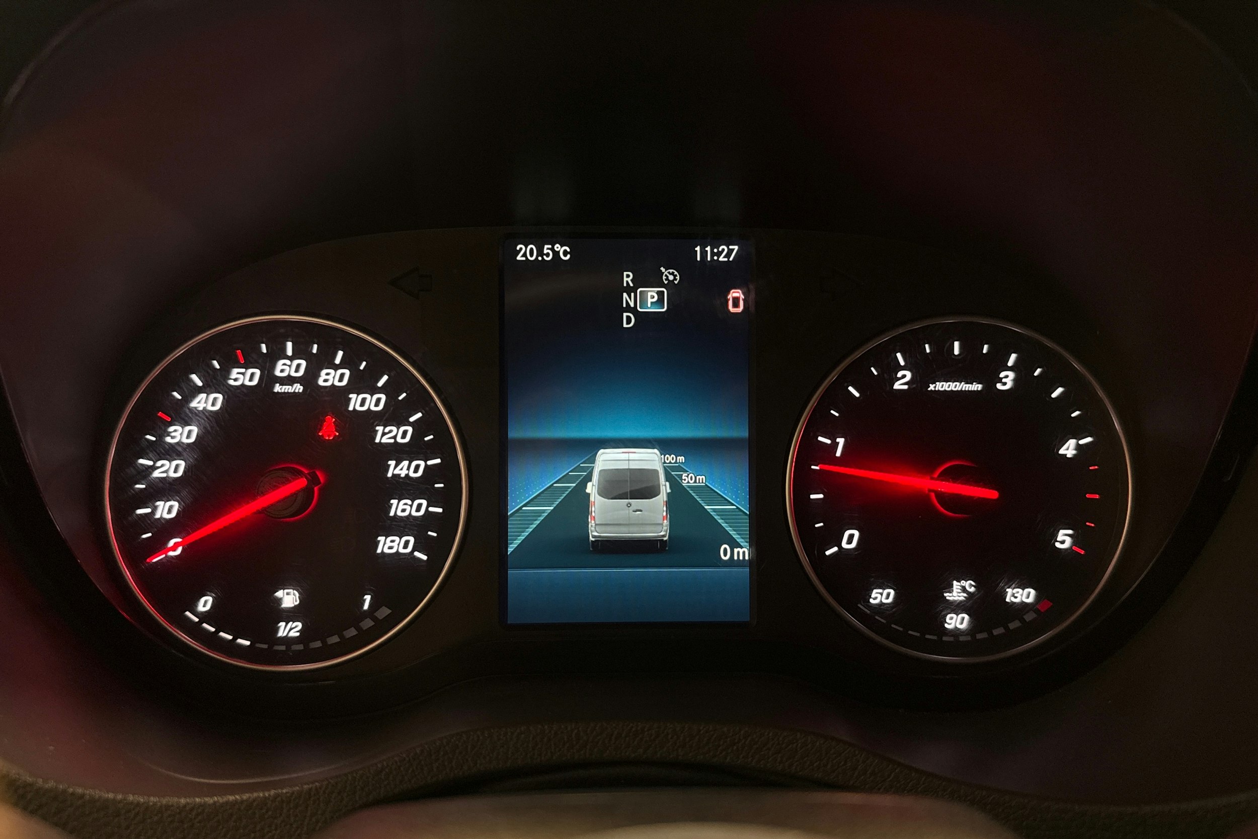 musta Mercedes-Benz Sprinter 2022 kuva 13.