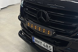 musta Mercedes-Benz Sprinter 2022 kuva 21.
