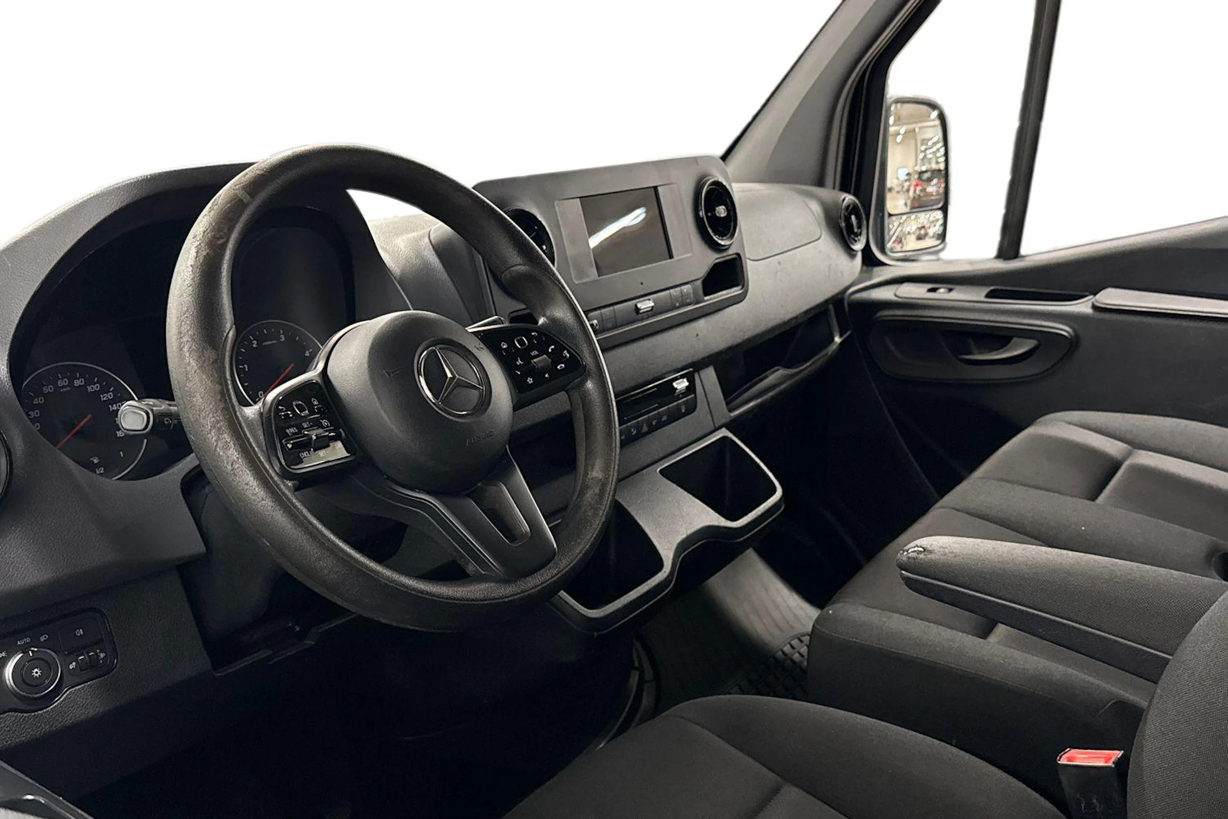 musta Mercedes-Benz Sprinter 2022 kuva 6.