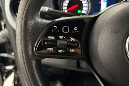 musta Mercedes-Benz Sprinter 2022 kuva 13.