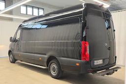 musta Mercedes-Benz Sprinter 2022 kuva 7.