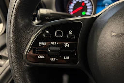 musta Mercedes-Benz Sprinter 2022 kuva 16.