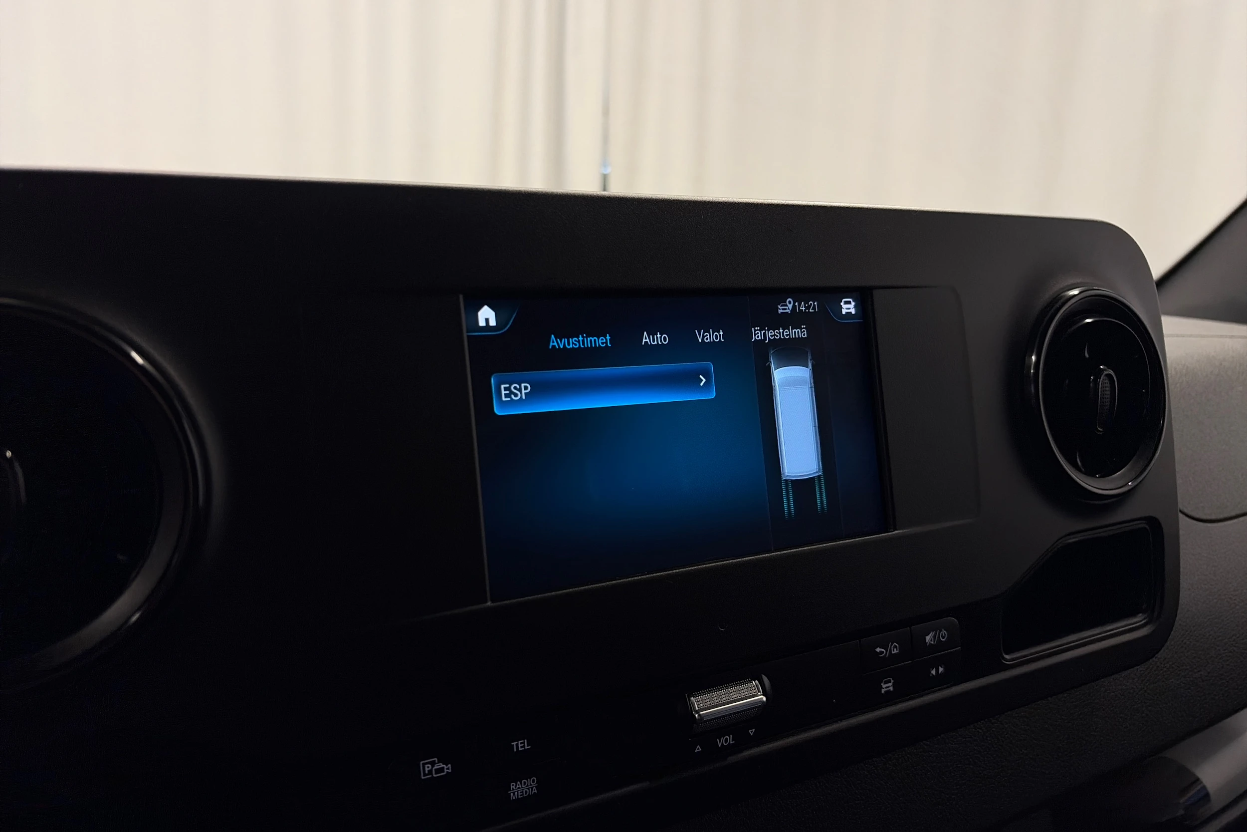 musta Mercedes-Benz Sprinter 2022 kuva 20.