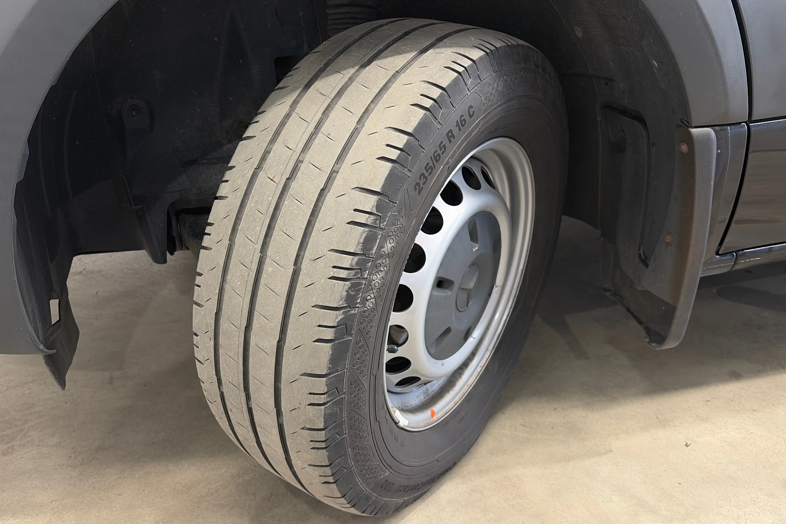 musta Mercedes-Benz Sprinter 2022 kuva 26.