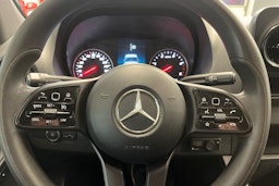 valkoinen Mercedes-Benz Sprinter 2022 kuva 16.