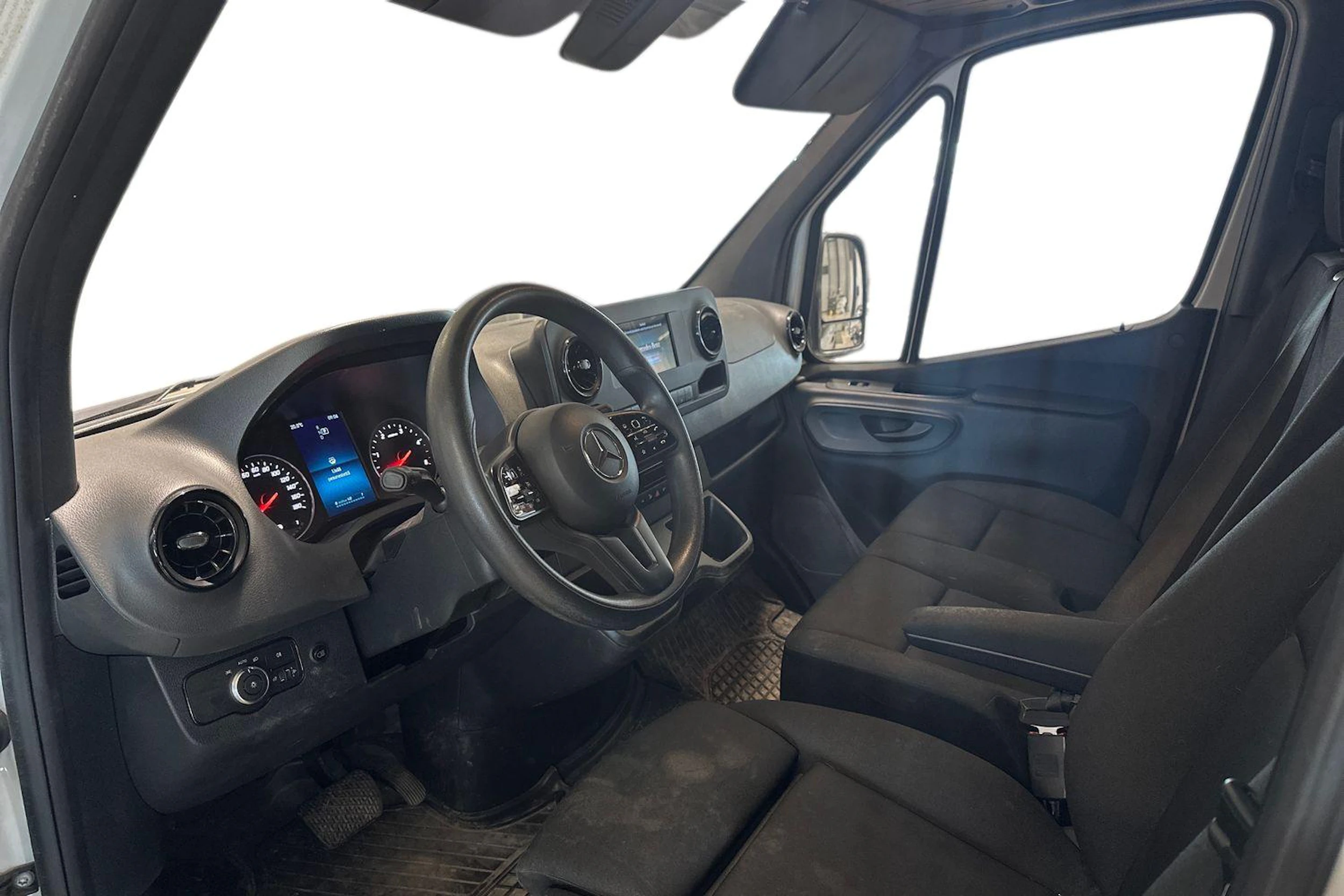 valkoinen Mercedes-Benz Sprinter 2022 kuva 3.
