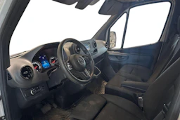 valkoinen Mercedes-Benz Sprinter 2022 kuva 3.
