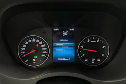 valkoinen Mercedes-Benz Sprinter 2022 kuva 14.