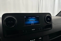 valkoinen Mercedes-Benz Sprinter 2022 kuva 20.