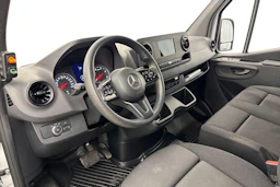 valkoinen Mercedes-Benz Sprinter 2022 kuva 8.