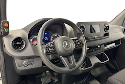 valkoinen Mercedes-Benz Sprinter 2022 kuva 9.