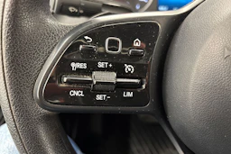 valkoinen Mercedes-Benz Sprinter 2022 kuva 20.