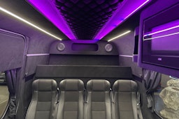harmaa Mercedes-Benz Sprinter 2023 kuva 15.