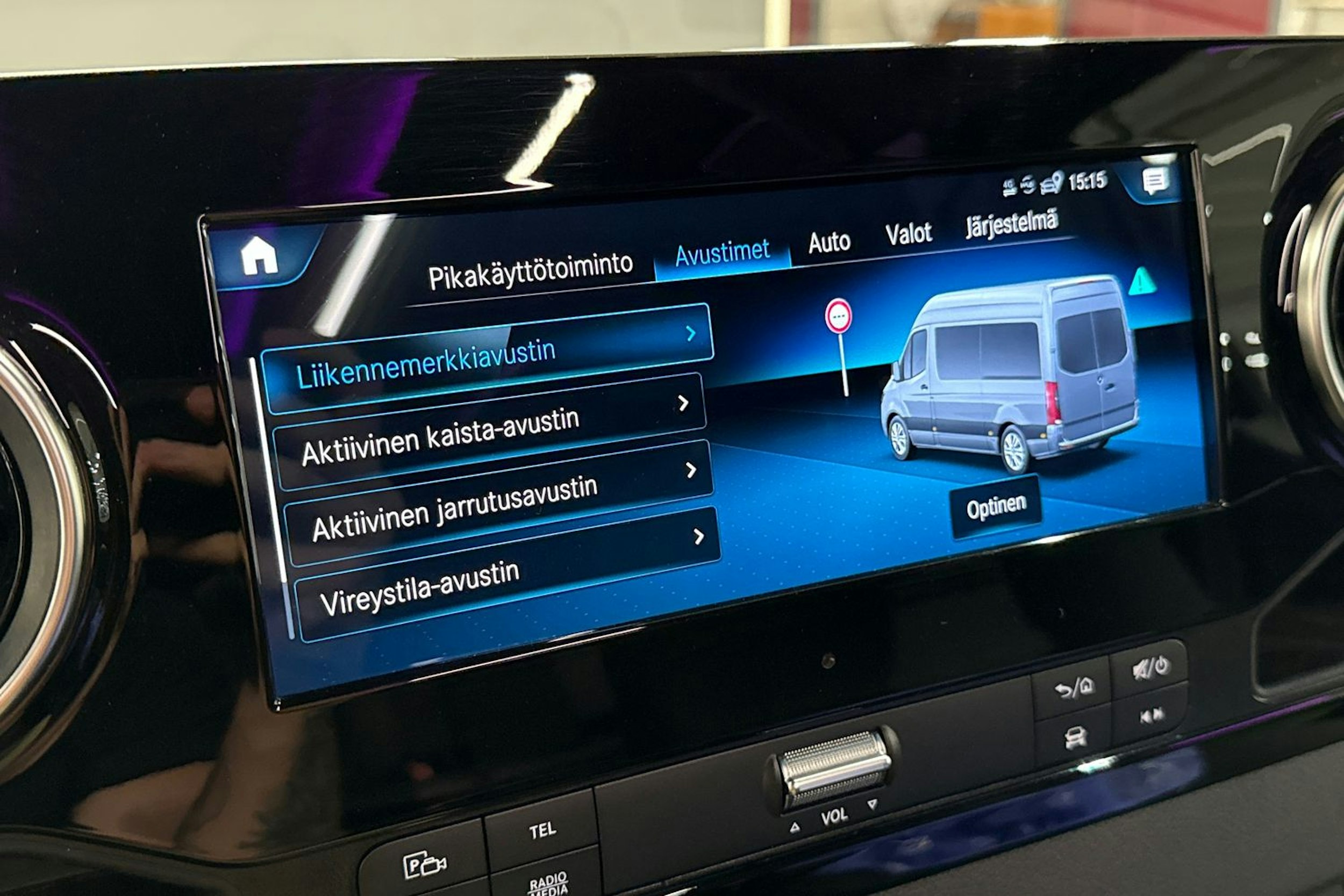 harmaa Mercedes-Benz Sprinter 2023 kuva 20.