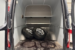 harmaa Mercedes-Benz Sprinter 2023 kuva 24.