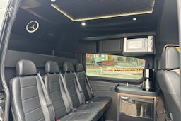 met. musta Mercedes-Benz Sprinter 2023 kuva 3.