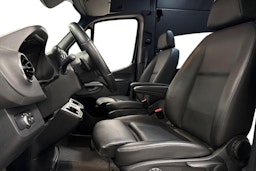 met. musta Mercedes-Benz Sprinter 2023 kuva 7.