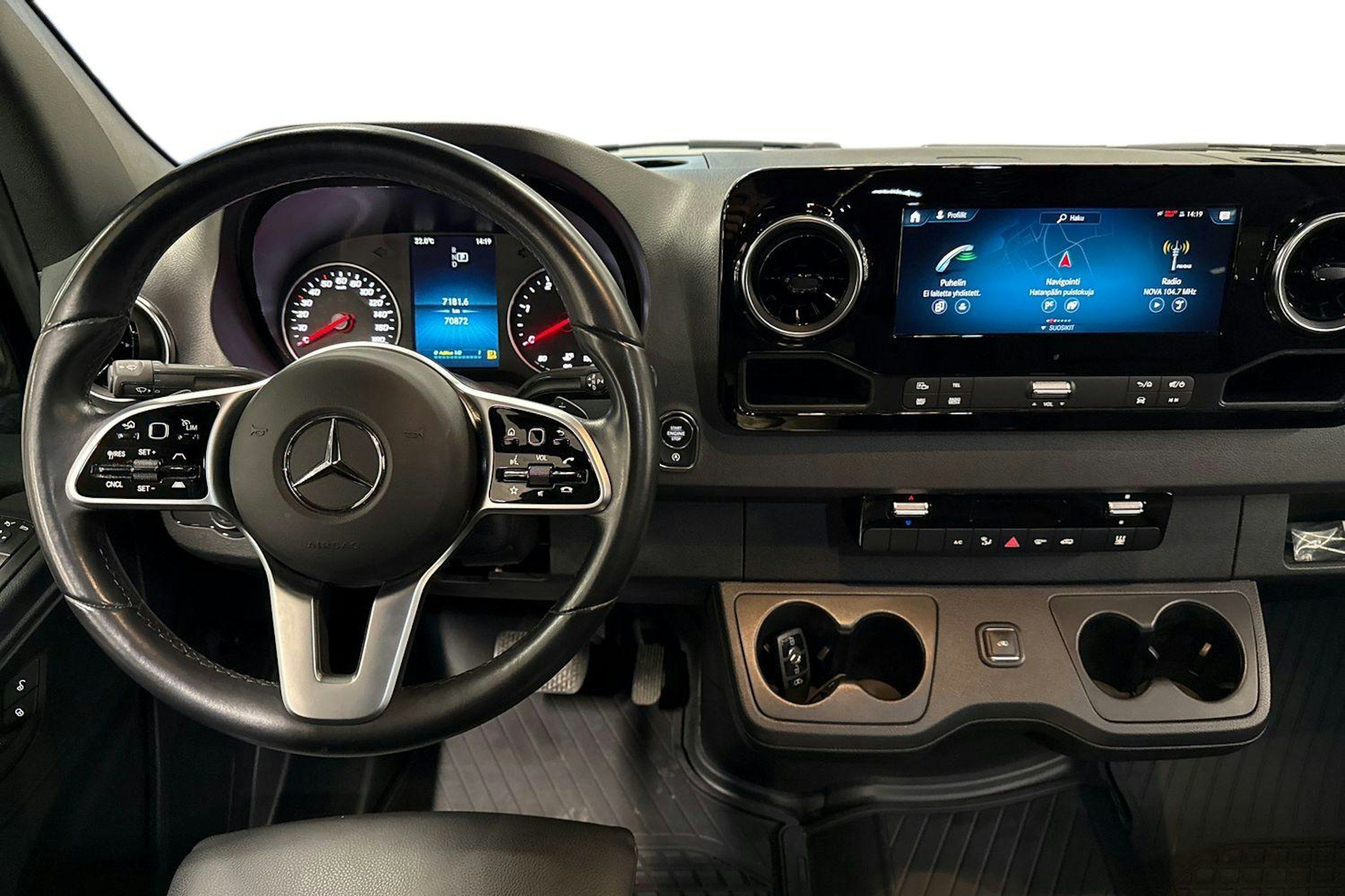 met. musta Mercedes-Benz Sprinter 2023 kuva 9.