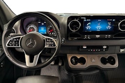 met. musta Mercedes-Benz Sprinter 2023 kuva 9.