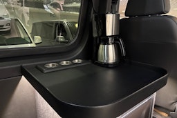 met. musta Mercedes-Benz Sprinter 2023 kuva 17.