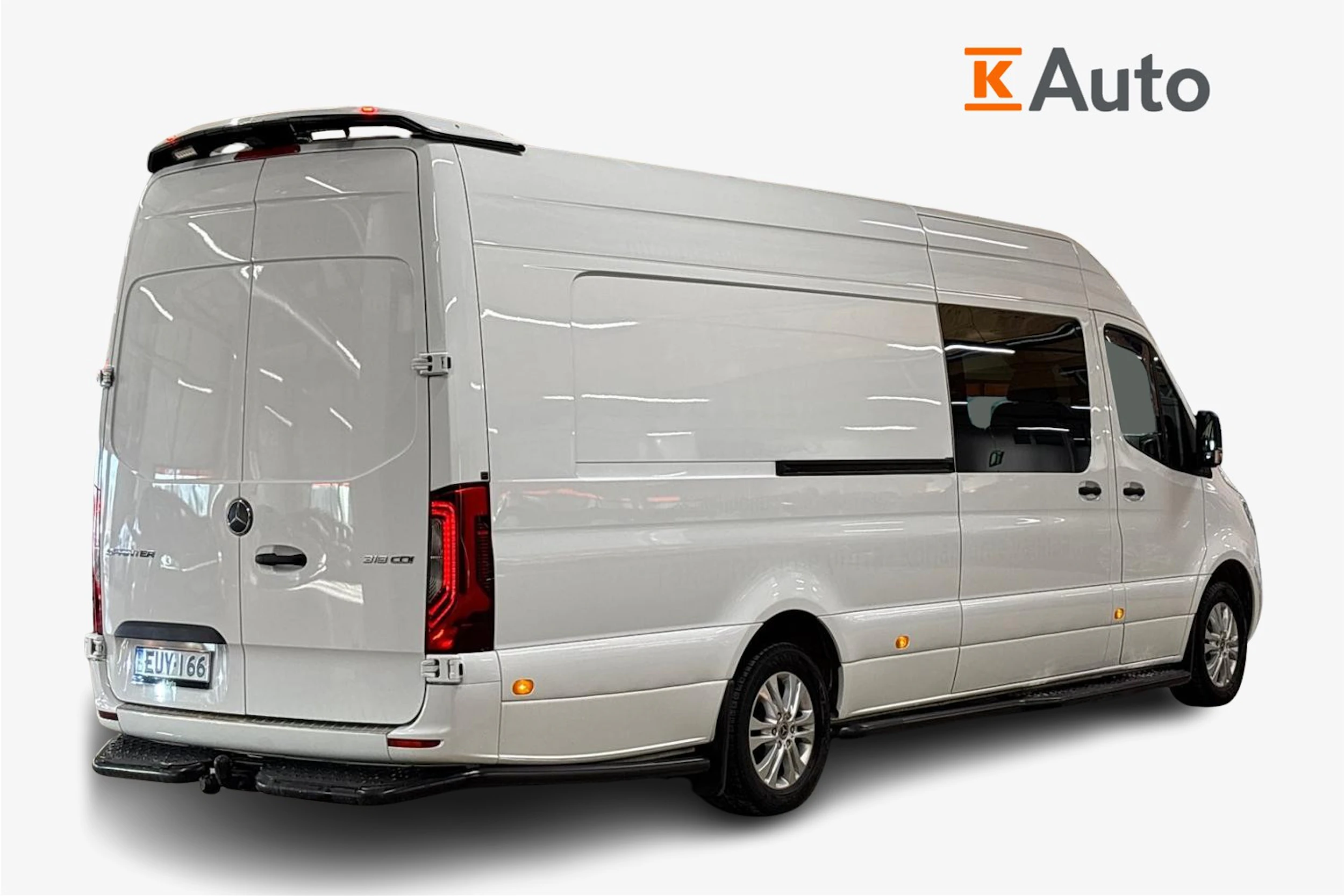 valkoinen Mercedes-Benz Sprinter 2023 kuva 3.
