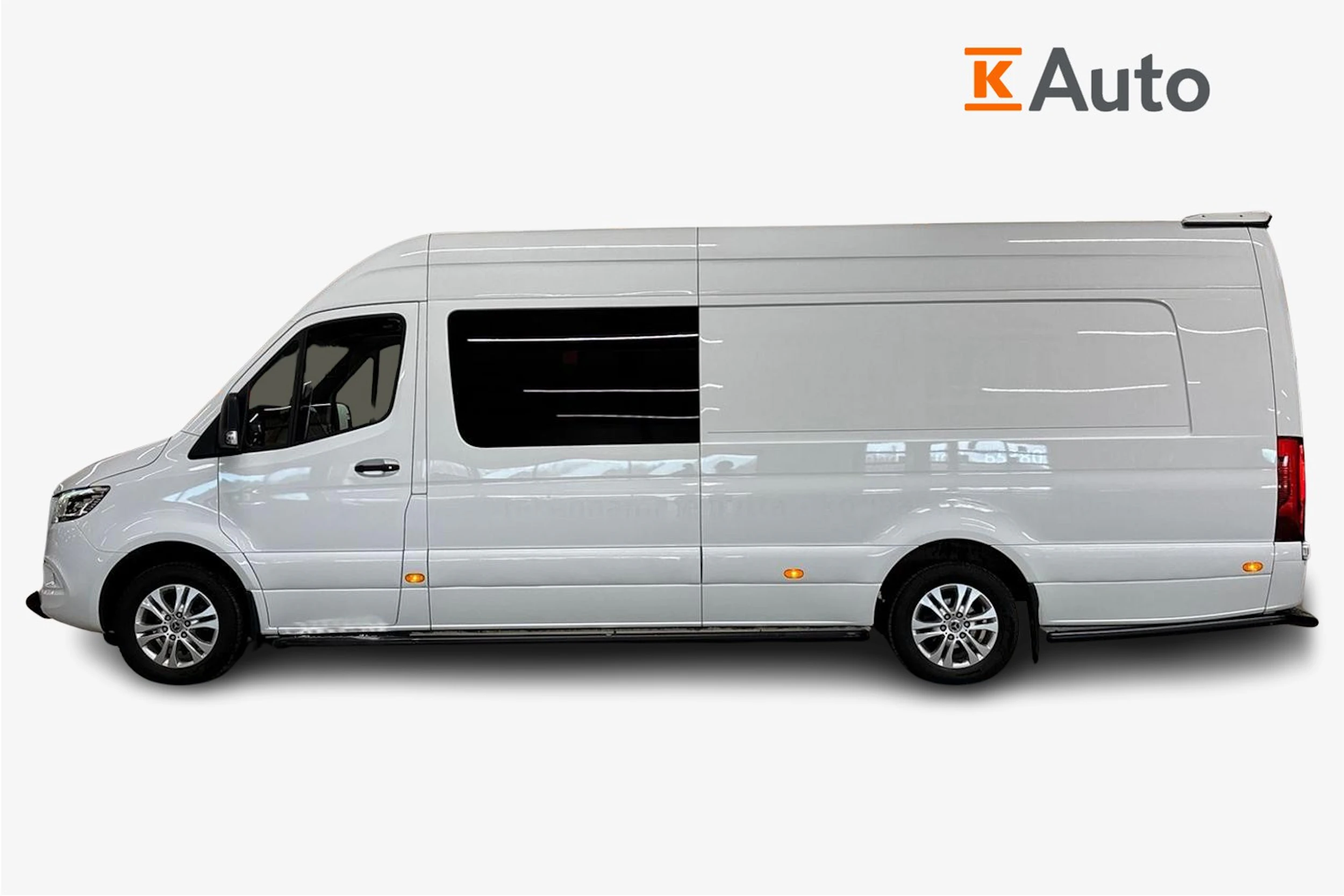 valkoinen Mercedes-Benz Sprinter 2023 kuva 7.