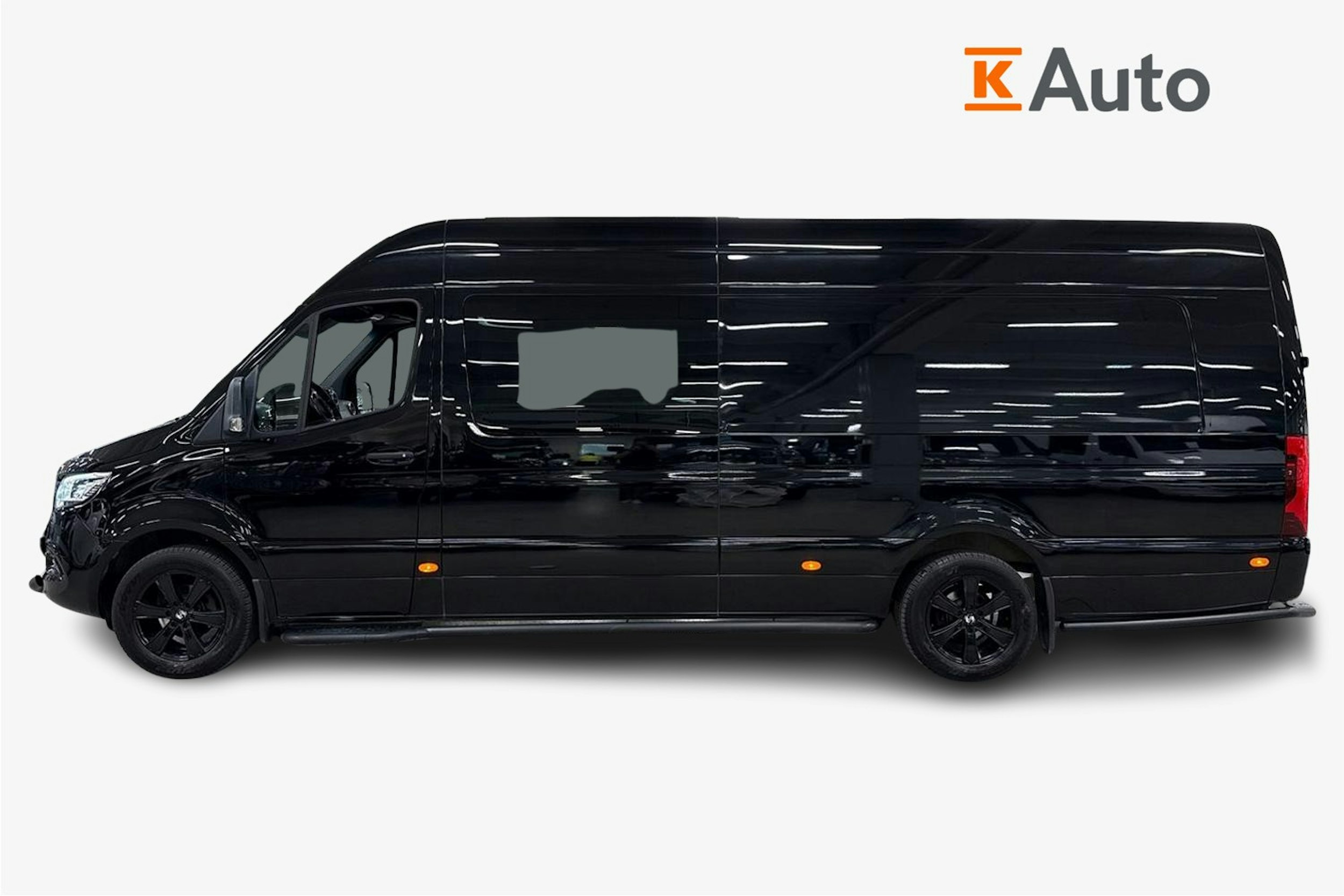 musta Mercedes-Benz Sprinter 2023 kuva 6.