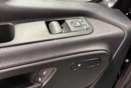 musta Mercedes-Benz Sprinter 2023 kuva 26.