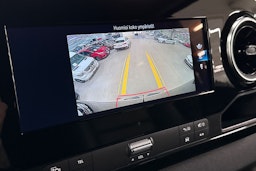 musta Mercedes-Benz Sprinter 2023 kuva 29.