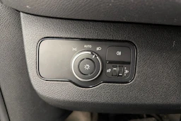 musta Mercedes-Benz Sprinter 2023 kuva 25.