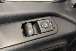 musta Mercedes-Benz Sprinter 2023 kuva 26.