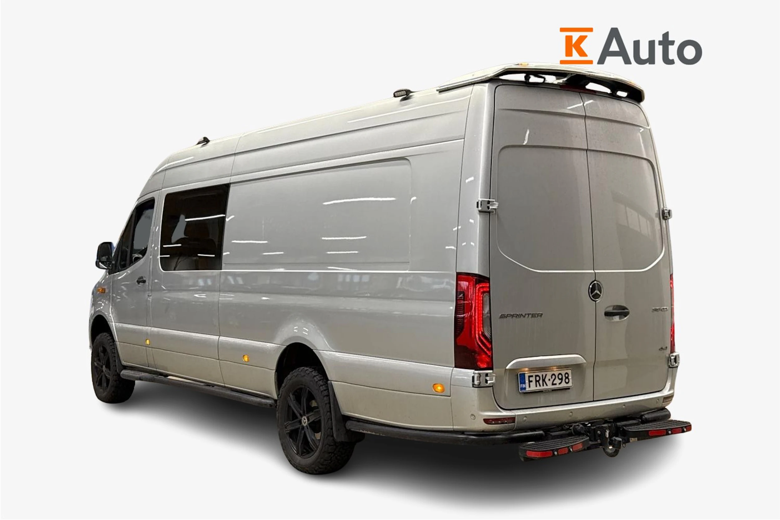 harmaa Mercedes-Benz Sprinter 2023 kuva 2.