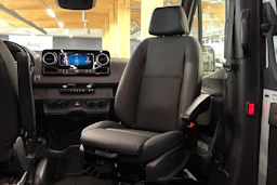 harmaa Mercedes-Benz Sprinter 2024 kuva 31.