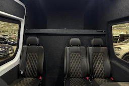 valkoinen Mercedes-Benz Sprinter 2023 kuva 16.