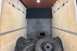 valkoinen Mercedes-Benz Sprinter 2023 kuva 17.